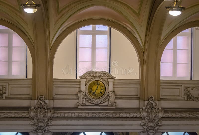 Alte Uhr des Kaffee-Museums Museu tun Café-ehemaligen Kaffee, den die Börse, die Bolsa errichtet, Café - Santos tun, Sao Paulo, B lizenzfreie stockbilder Alte Uhr des Kaffee-Museums Museu tun Café-ehemaligen Kaffee, den die Börse, die Bolsa errichtet, Café - Santos tun, Sao Paulo, B lizenzfreie stockbilder