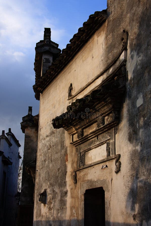 This picture is took at Hongcun Village. It has always enjoyed the name a village in the Chinese painting. The house in it is in black, white and gray colors, were built in the 18th and 19th centuries. Each has white walls, with elaborated shaped eaves and courtyards. The design of the streets and lanes are what they used to be, maintaining their ancient style of life and architecture. So in Jan. 2000, it was named by UNESCO as the world cultural heritage. This picture is took at Hongcun Village. It has always enjoyed the name a village in the Chinese painting. The house in it is in black, white and gray colors, were built in the 18th and 19th centuries. Each has white walls, with elaborated shaped eaves and courtyards. The design of the streets and lanes are what they used to be, maintaining their ancient style of life and architecture. So in Jan. 2000, it was named by UNESCO as the world cultural heritage.