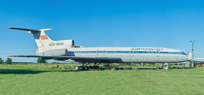 Alter Flugzeuge TU-154 Tupolev lizenzfreie stockfotografie Alter Flugzeuge TU-154 Tupolev lizenzfreie stockfotografie