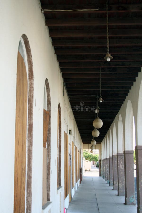 Alter Hotel-Gehweg stockbild Alter Hotel-Gehweg stockbild