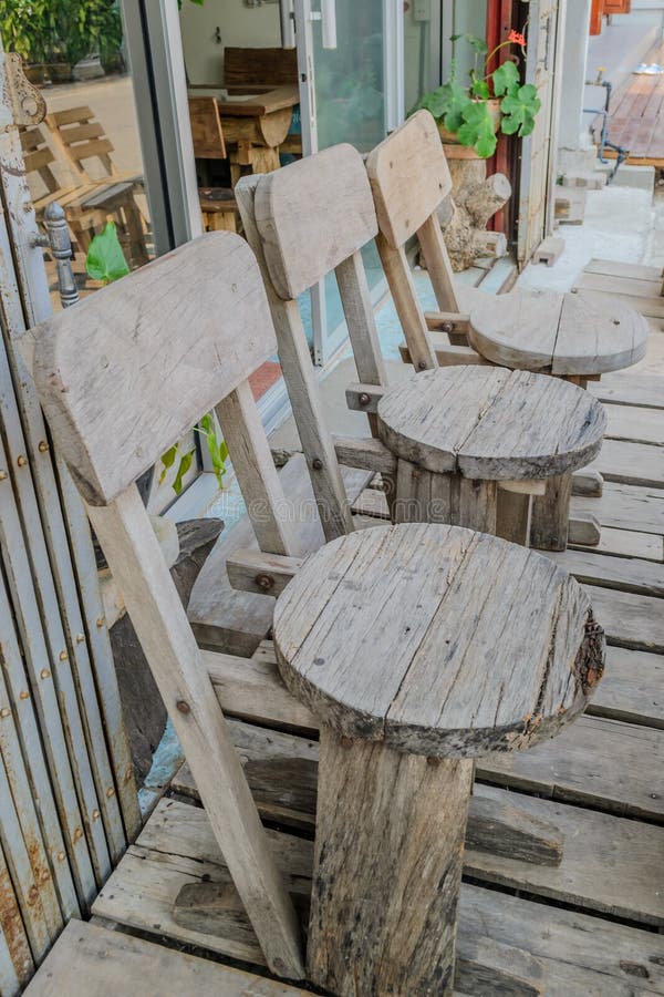 Alte Stühle Im Garten Fotos - Kostenlose und Royalty-Free Stock-Fotos