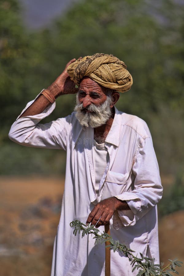 Alter Rajasthani-Mann mit Turban stockfotografie Alter Rajasthani-Mann mit Turban stockfotografie
