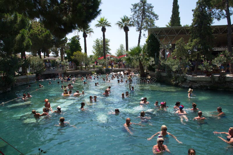 Antik yüzme havuzu Hierapolis Hazır Fotoğraflar
