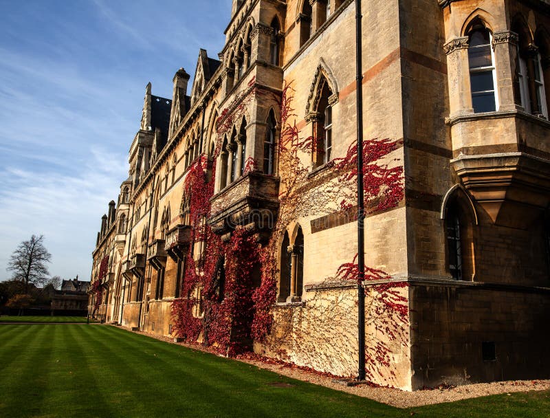 Download Altes Oxford-Gebäude stockfoto. Bild von oxford, lernen - 47100884