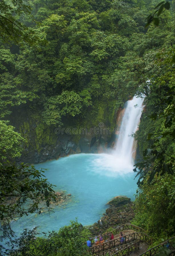 Alto punto di vista di Rio Celeste Waterfall immagine stock Alto punto di vista di Rio Celeste Waterfall immagine stock