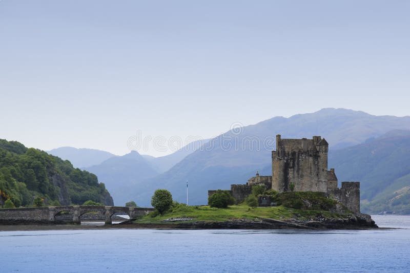 Altopiani donan del castello di Eilean della Scozia