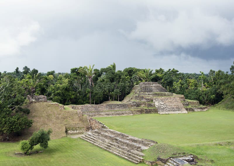 Altun Ha Mayan Ruins em Belize foto de stock Altun Ha Mayan Ruins em Belize foto de stock