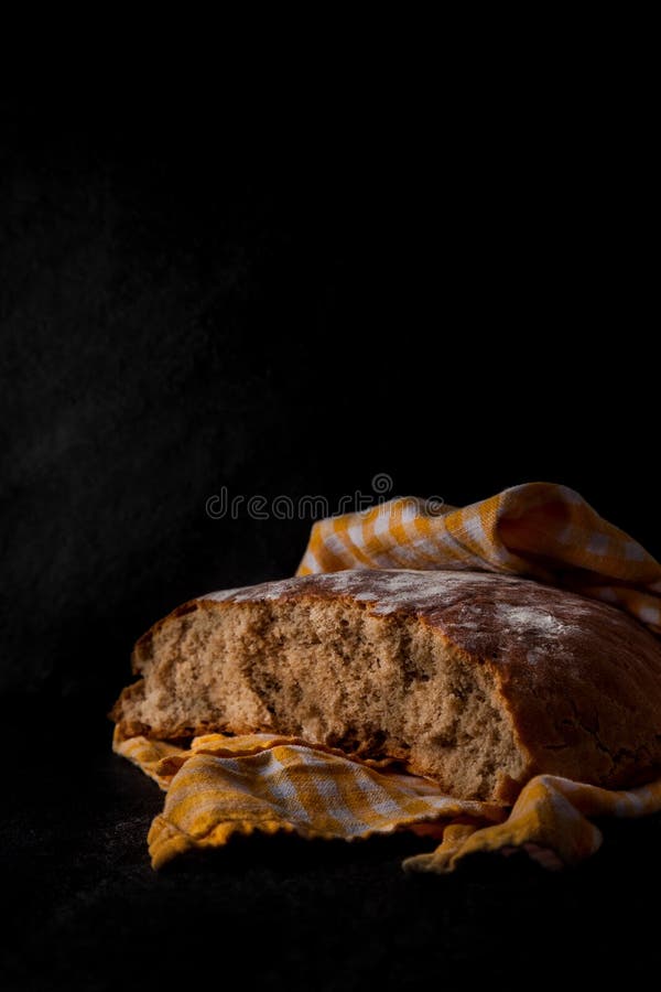 Aluat proaspăt copt aluat pâine rustic studio imagine stock photography