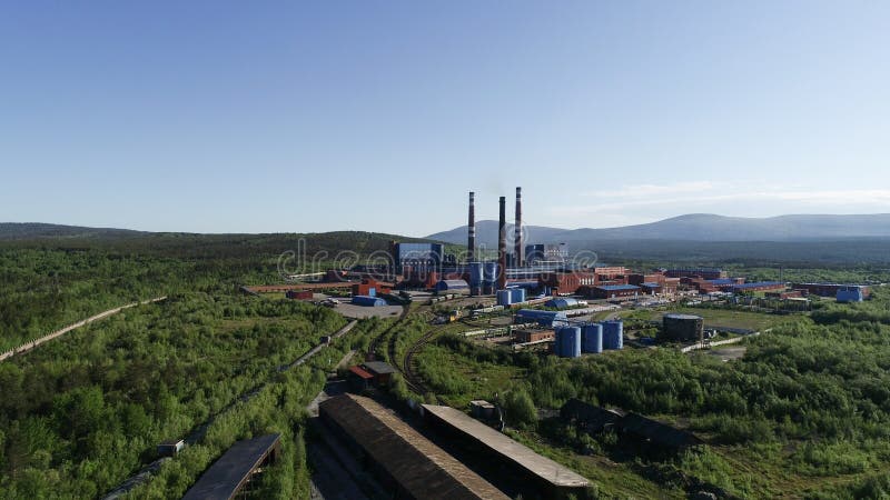 Aluminium Metallurgische Installatie stock afbeeldingen