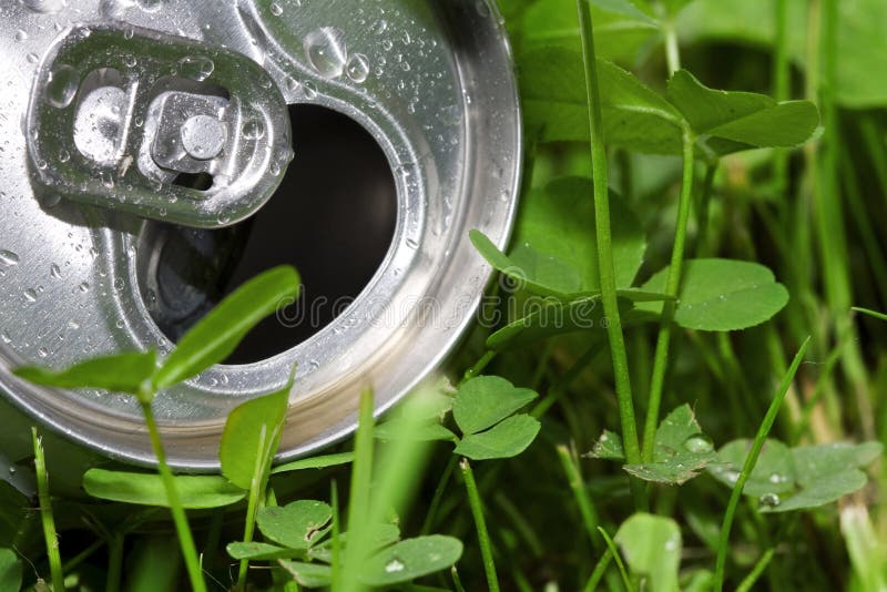 Aluminum beer can