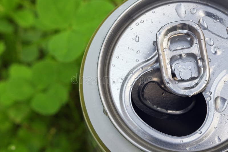 Aluminum beer can