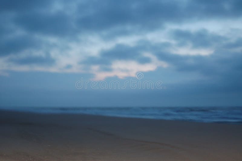 Amanhecer na praia fotos de stock Amanhecer na praia fotos de stock