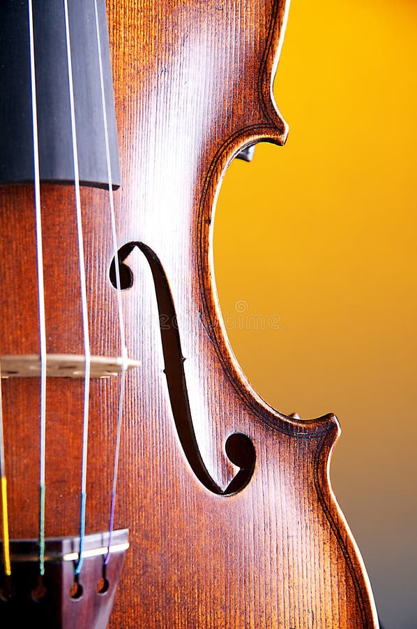 Amarelo Bk do fim do corpo do violino