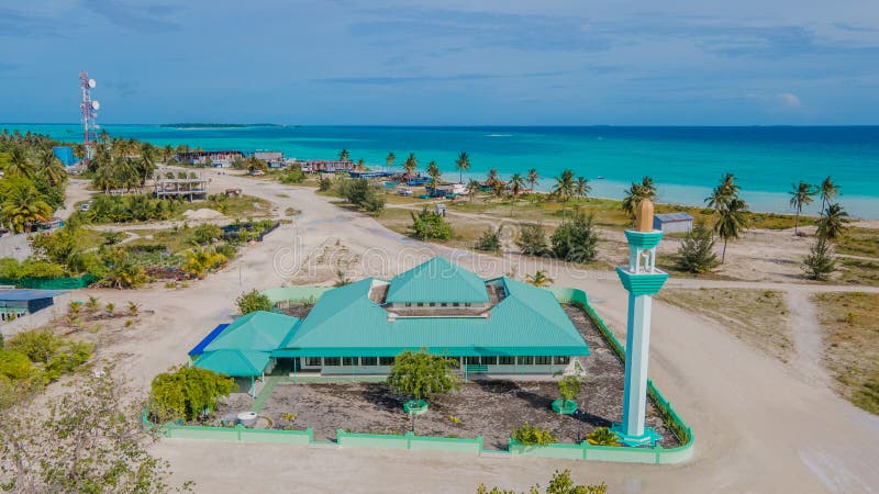 Amazing beautiful mosque at the tropical island Maamigili at the indian ocean