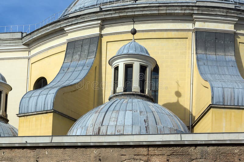 Amazing view of San Francisco el Grande church in City of Madrid, Spain royalty free stock photo Amazing view of San Francisco el Grande church in City of Madrid, Spain royalty free stock photo