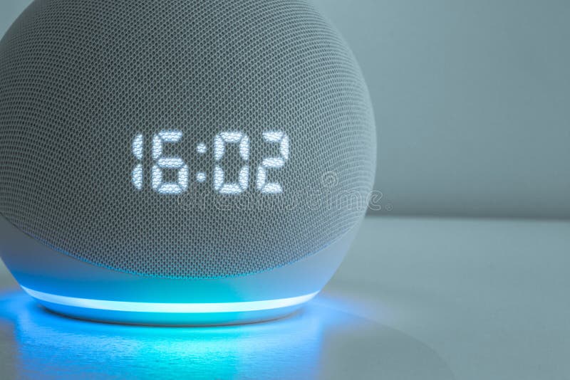 Voice Controlled Speaker with Activated Voice Recognition, on Light