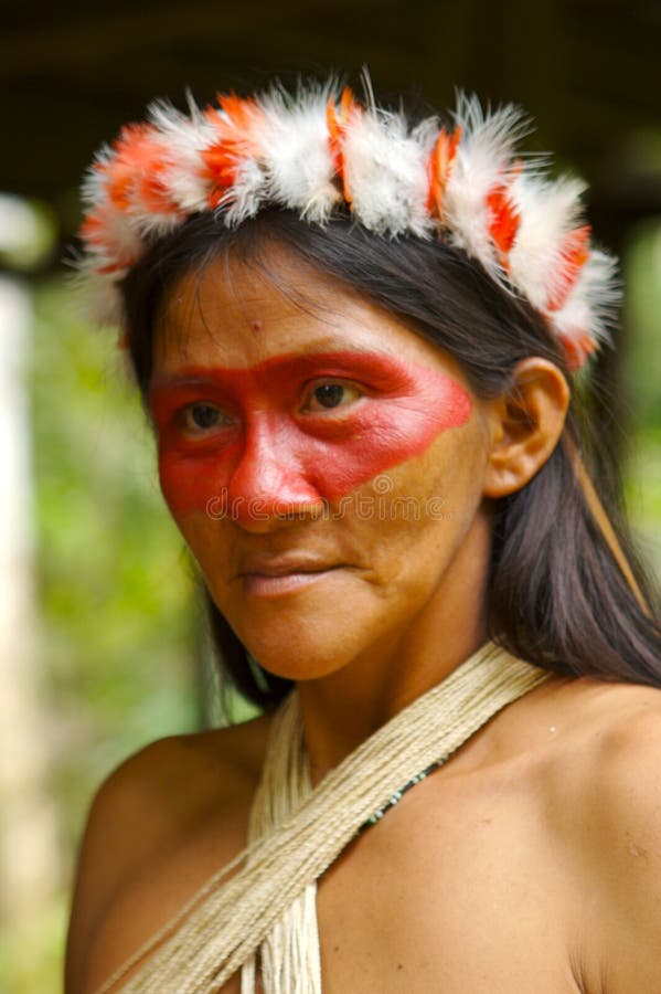 Amazonas indio una mujer retrato, la lluvia Bosque 