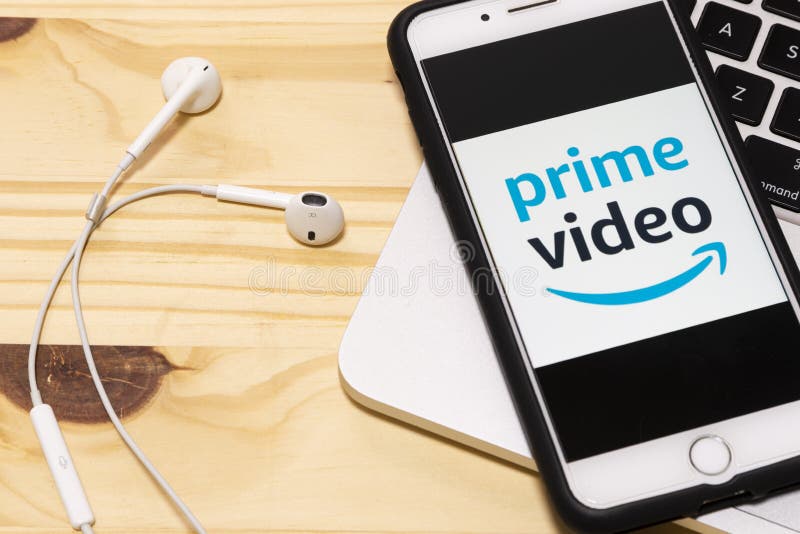 Amazon Prime Video Logo Icon on Smartphone Screen Close-up on Wooden Table.  Amazon Prime Video Streaming Service Editorial Photo - Image of connect,  internet: 167661836