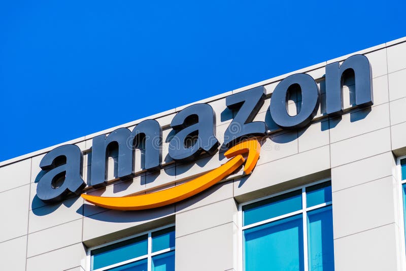 Amazonas-Logo angezeigt am Hauptquartier der Firma stockbilder Amazonas-Logo angezeigt am Hauptquartier der Firma stockbilder