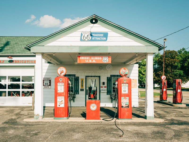 Amblers Texaco Gas Station, on Route 66 in Dwight, Illinois Editorial