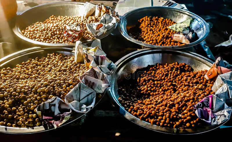 Amendoins de Masala à venda fotos de stock Amendoins de Masala à venda fotos de stock
