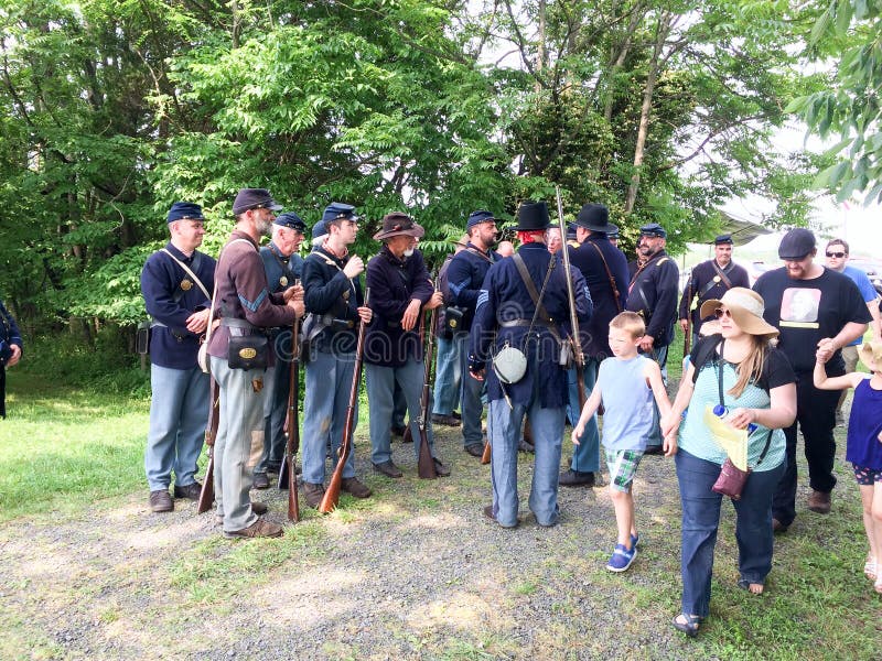 American Civil War Reenactment Soldiers Fight Editorial Photography ...