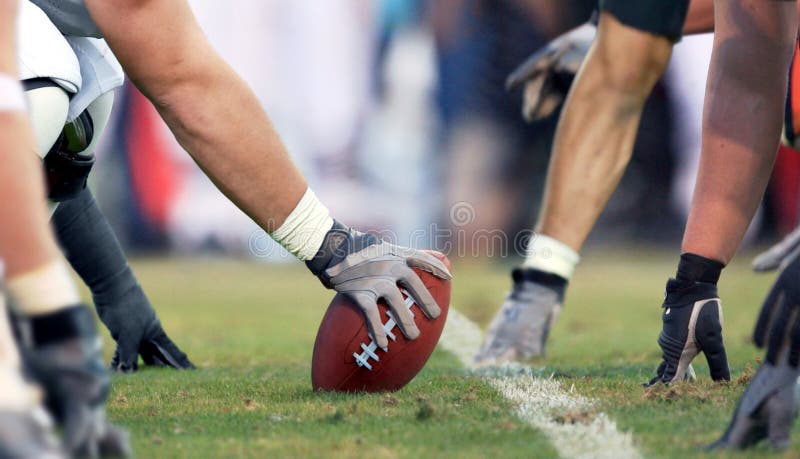 American football players ready to start