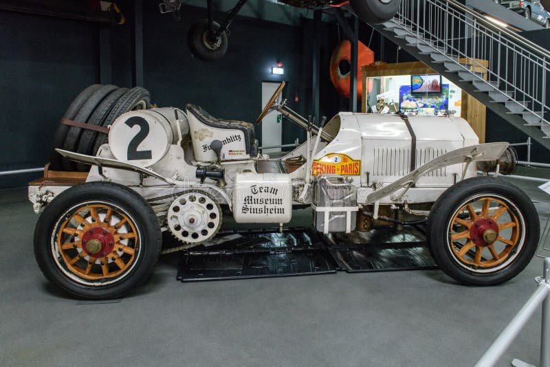 American la france funkenblitz 1908 z silnikiem fourcylinder 9500 cc 95 hp w museum sinsheim german obraz stock