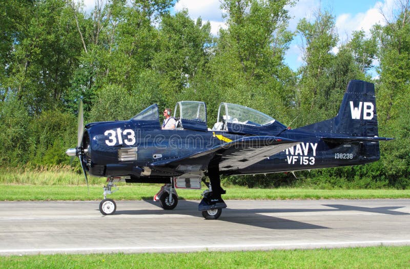 American NAVY Fighter T28 Trojan Air Bear Editorial Stock Image