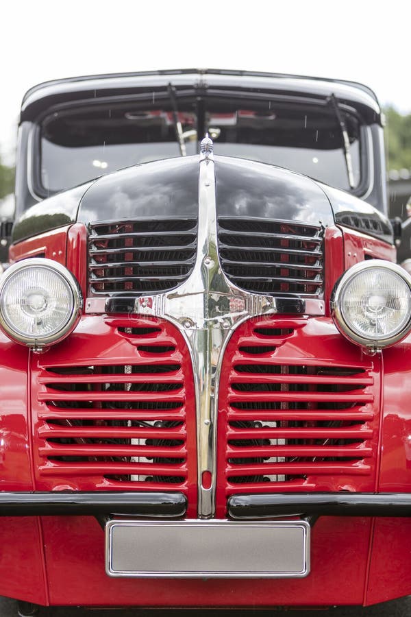 American vintage car, close-up of Dodge front detail