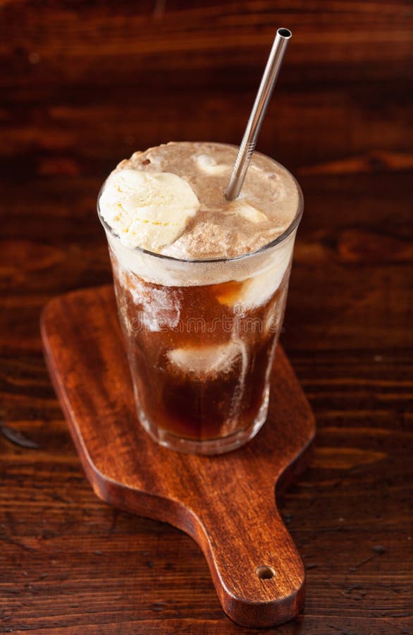 Amerikaanse ijsvis met cola stock foto