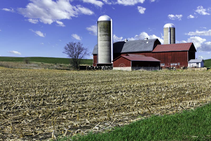 Amerikanischer Land-Bauernhof lizenzfreie stockfotografie Amerikanischer Land-Bauernhof lizenzfreie stockfotografie