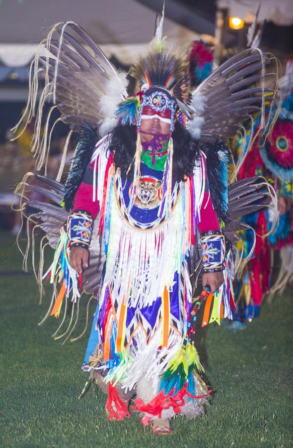 Amerikanischer Ureinwohner redaktionelles bild. Bild von geschichte