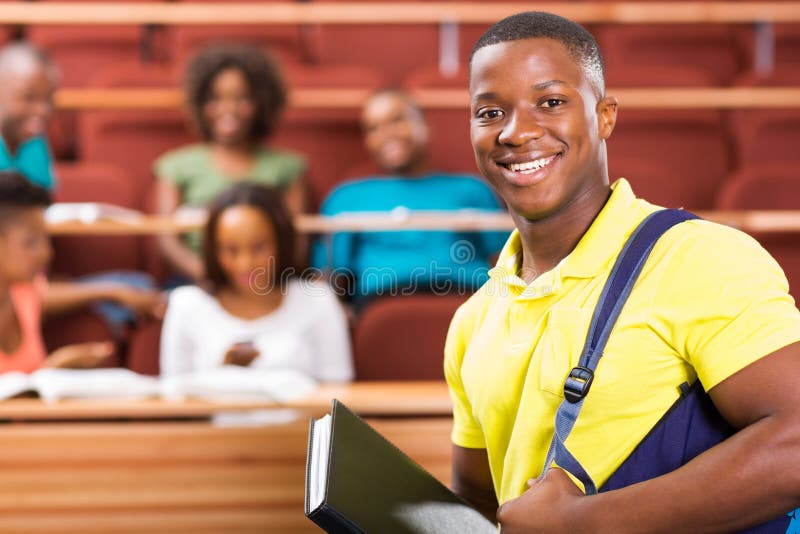 Amerykanina afrykańskiego pochodzenia student collegu zdjęcia stock Amerykanina afrykańskiego pochodzenia student collegu zdjęcia stock