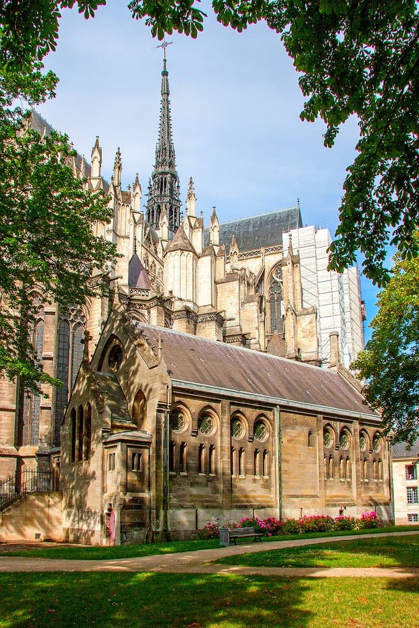 amiens domkyrka gotisk arkitekturfransman royaltyfri bild amiens domkyrka gotisk arkitekturfransman royaltyfri bild