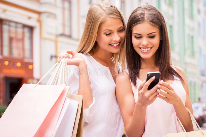Amis de Shopaholic photos stock Amis de Shopaholic photos stock
