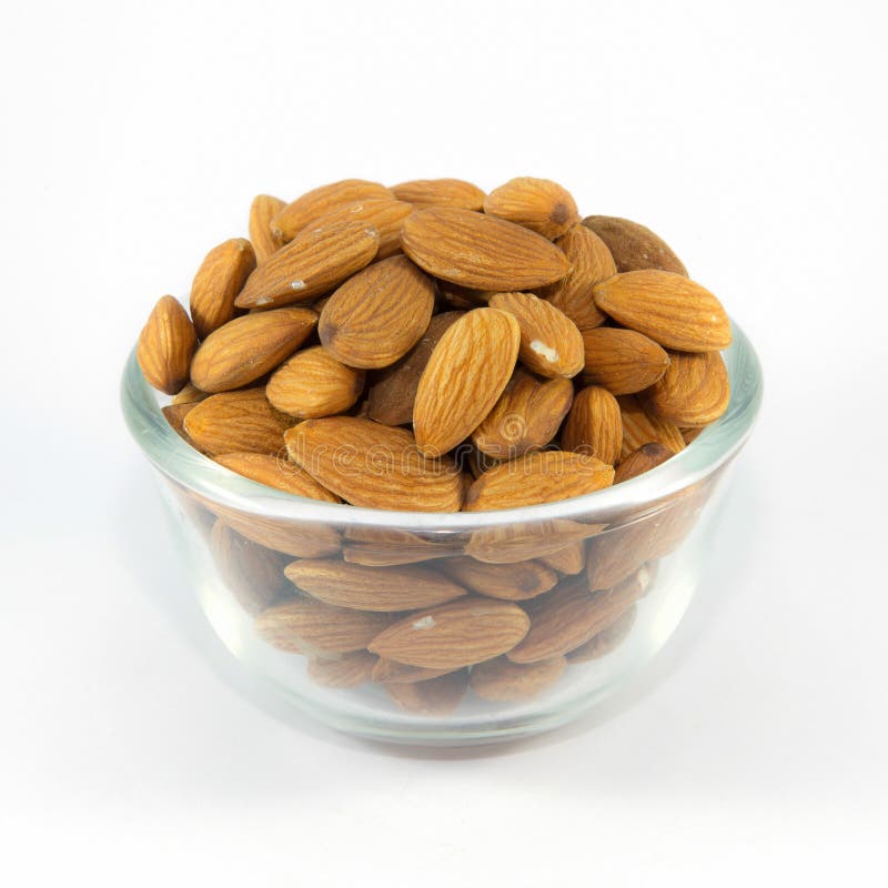Amêndoa no fundo branco imagens de stock royalty free