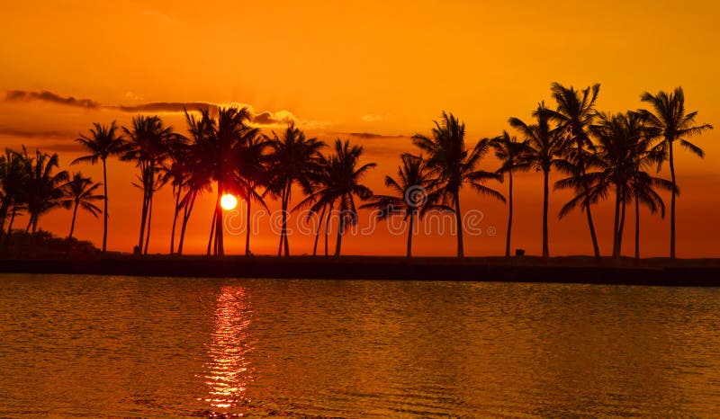Anaehoomalu Schacht-Sonnenuntergang auf großer Insel Hawaii