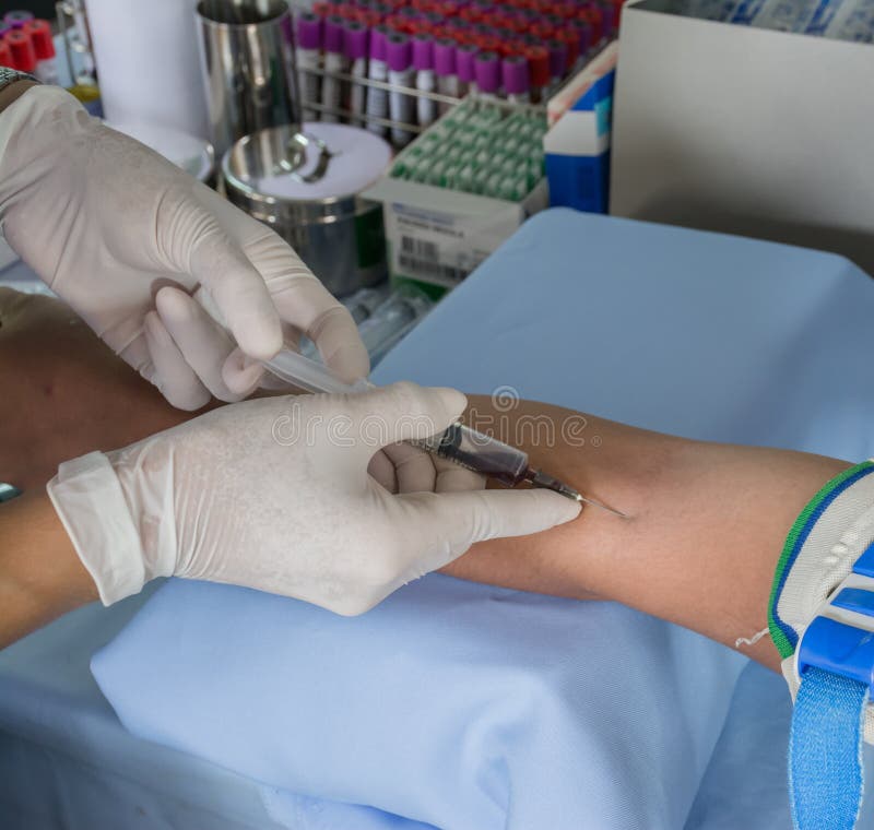 Analisi del sangue fotografia stock. Immagine di malattia - 62279830