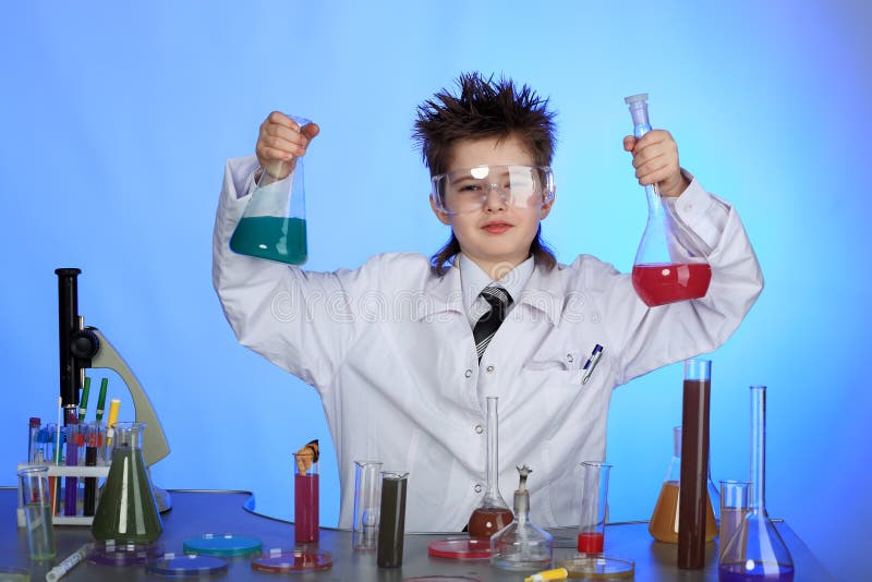 Análisis del chico fotos de archivo