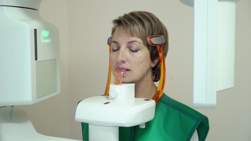 Analizzatore e paziente dentari dei raggi x