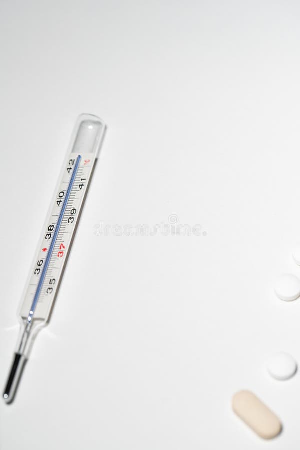 https://thumbs.dreamstime.com/b/analog-mercury-glass-thermometer-white-surface-copy-space-right-side-clinical-thermometer-measuring-fever-analog-211719770.jpg