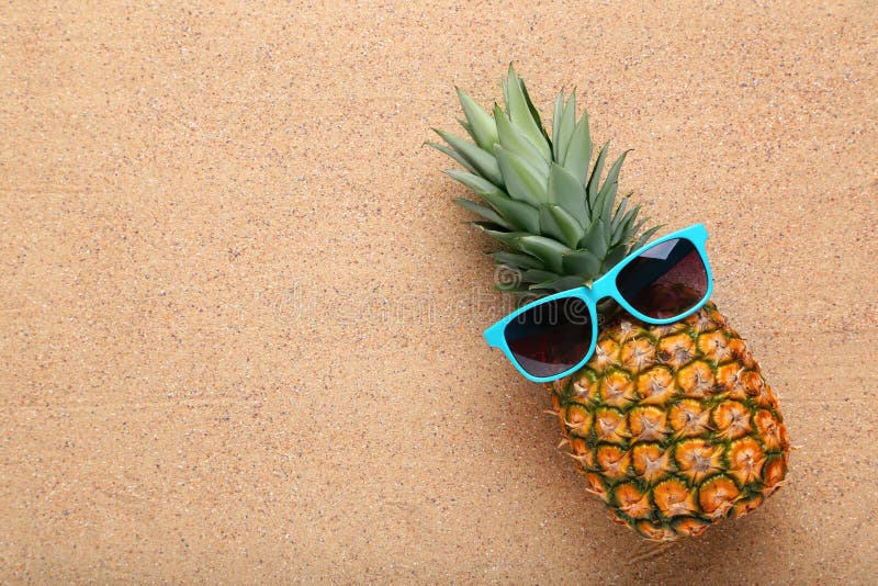 Ananas maturo fotografie stock libere da diritti Ananas maturo fotografie stock libere da diritti