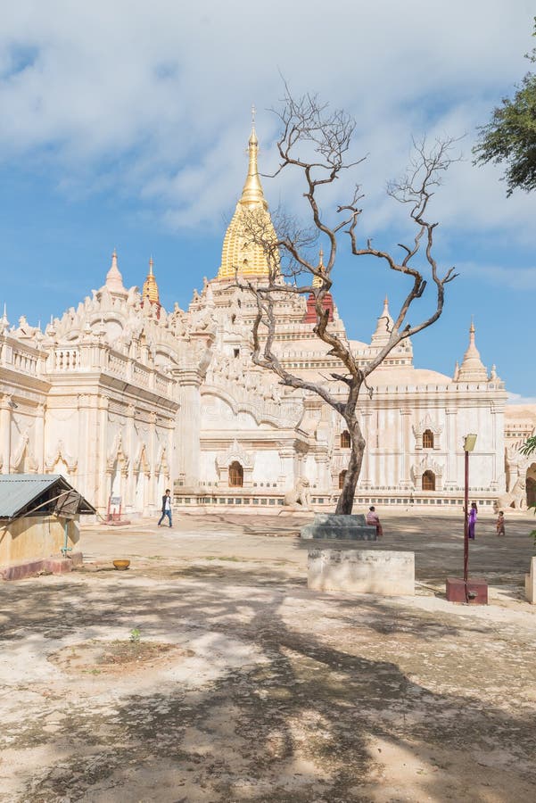 Ananda Paya, Bagan, Myanmar. Il paya di Ananda è uno della pagoda più popolare della zona di Bagan