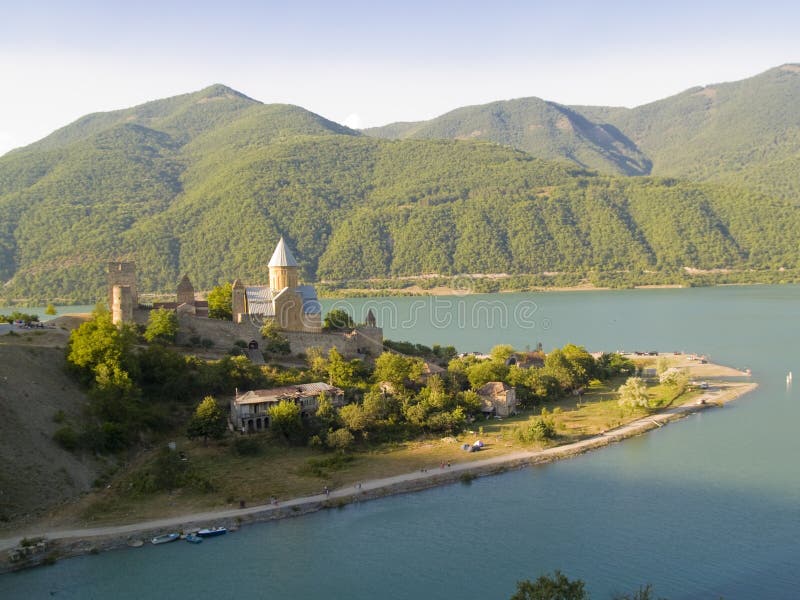 Ananuri fortification