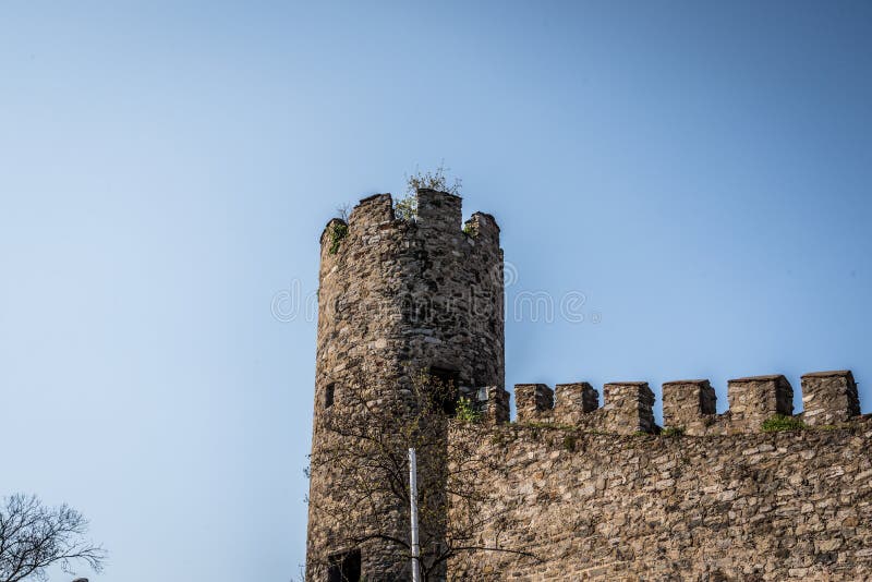 anatolian castle (anadolu hisari) in istanbul.historically known as guzelce  hisar(meaning proper castle) is a fortress located in anatolian (asian) si  Stock Photo - Alamy