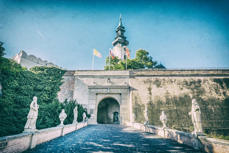 Staroveký hrad v Nitre, Slovensko, analógový filter