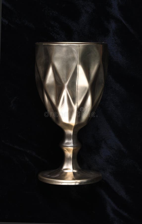 Gold cup for wine stock image. Image of grail, metal - 295717421