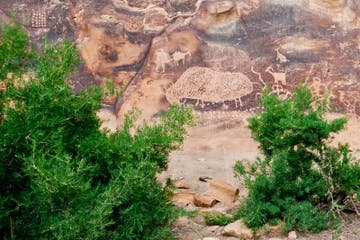 1,102 Big Native American Indian Breasts Stock Photos - Free & Royalty