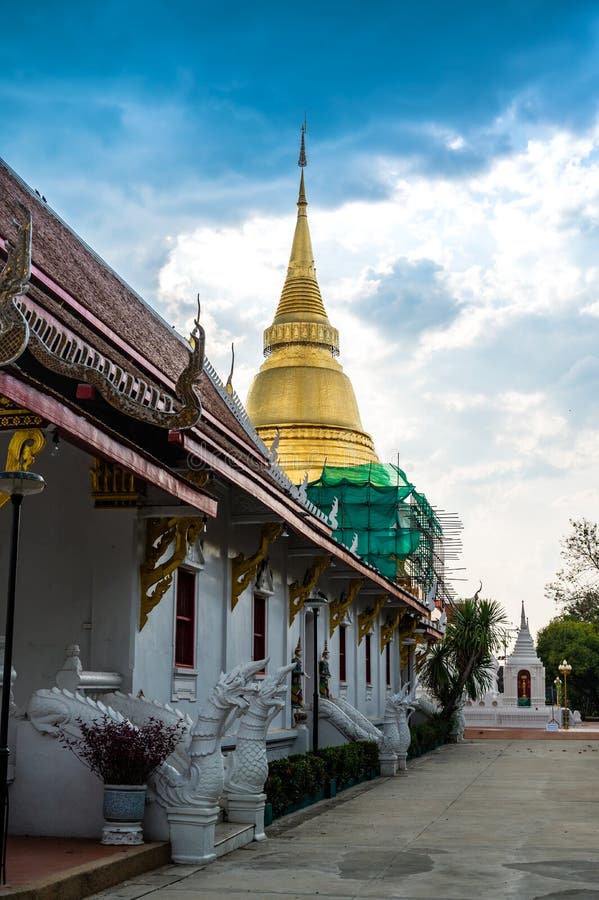 Ancient Pagoda With Church In Phra Kaew Don Tao  Temple  